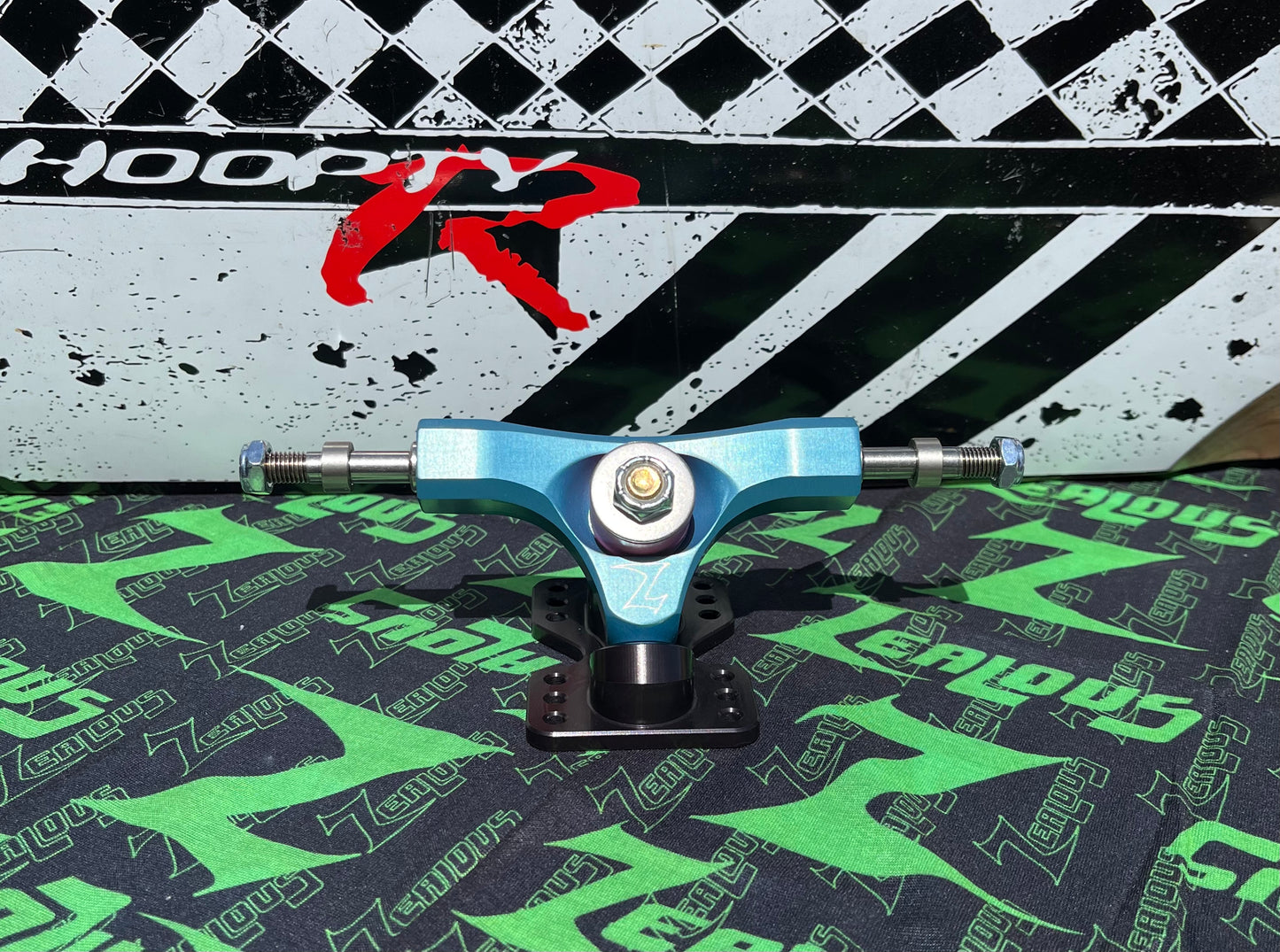 Zealous x Earthwing Downhill Trucks - Exclusive Colorway